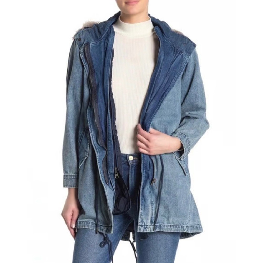 Blank NYC Denim Jacket Full Zip Women's Size Small Light Wash Mid Length Hoodie